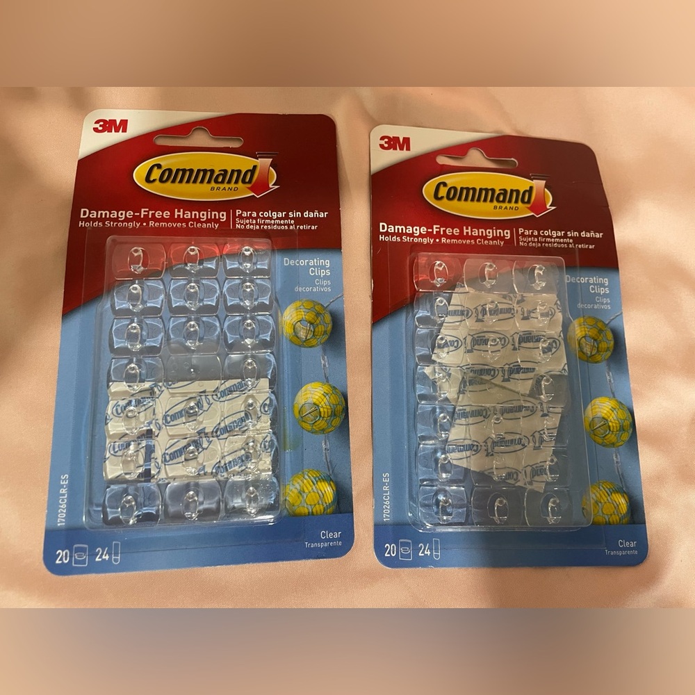 3M hooks. 2 packs of 20 each